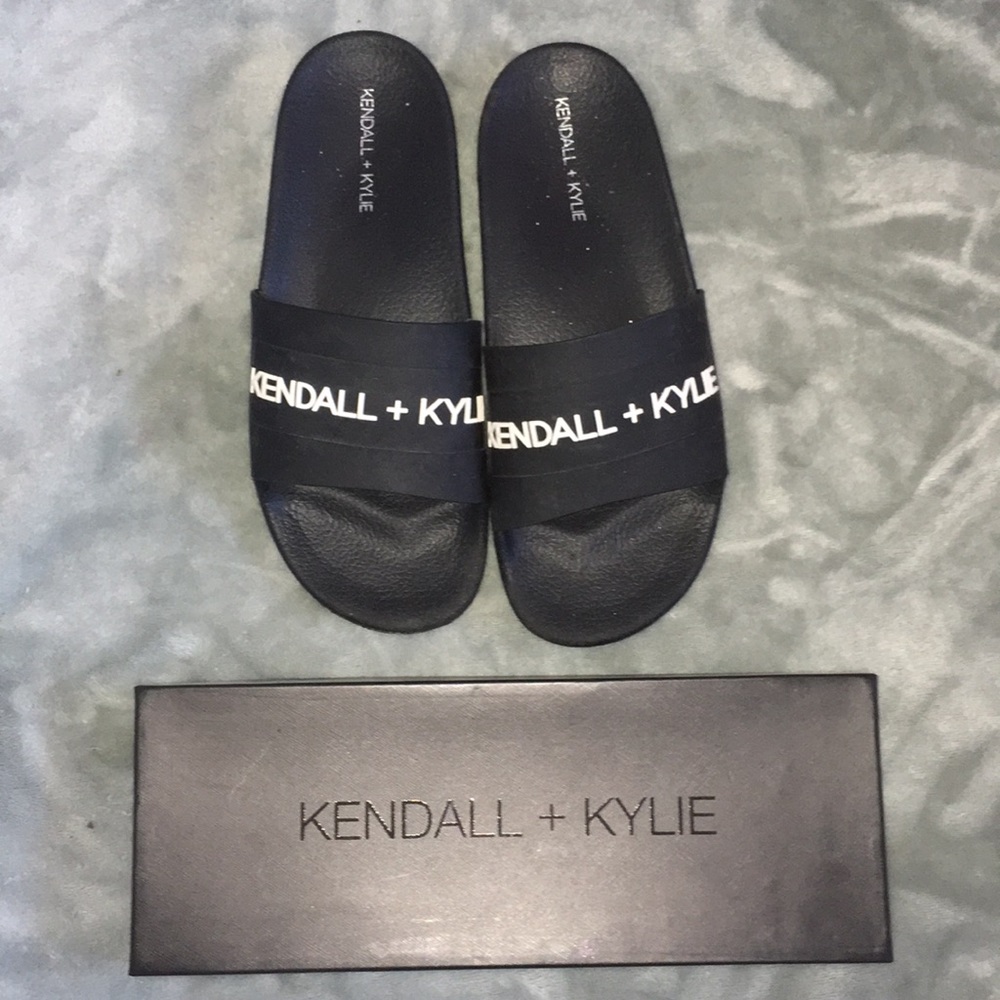 Kendall+Kylie slides